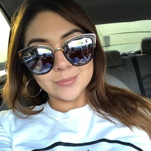 Meet your Posher, Araceli